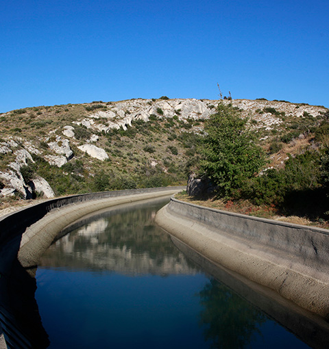 Bloc-2-colonnes-visuel_Adduction-et-transport-d'eau